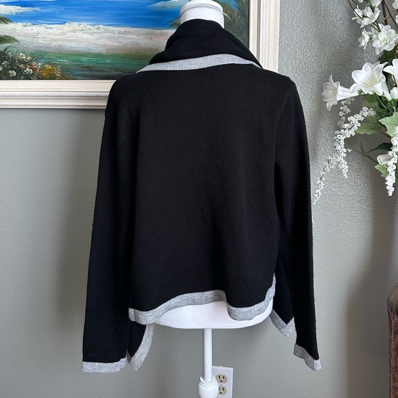 Kaitlyn Two Tone Drape Open Front Cardigan Size Small - Picture 15 of 17